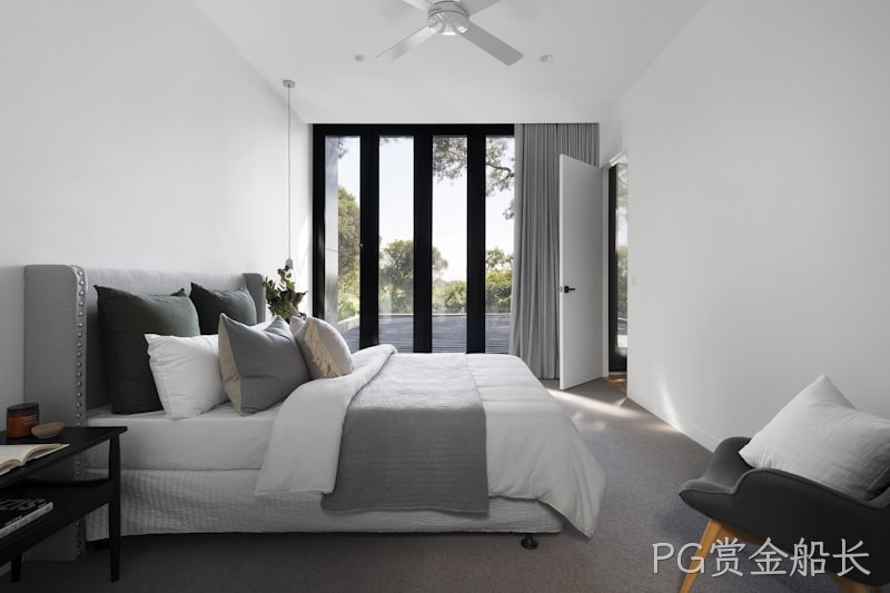 PG赏金船长专卖店形象三